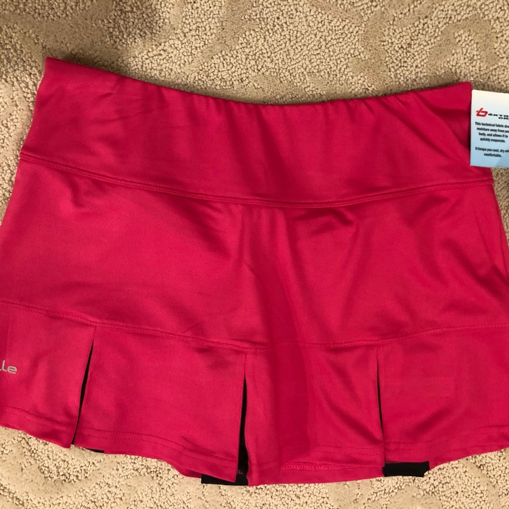 Bolle Tennis/Athletic Pink skort with pleats -  NWT - size Medium